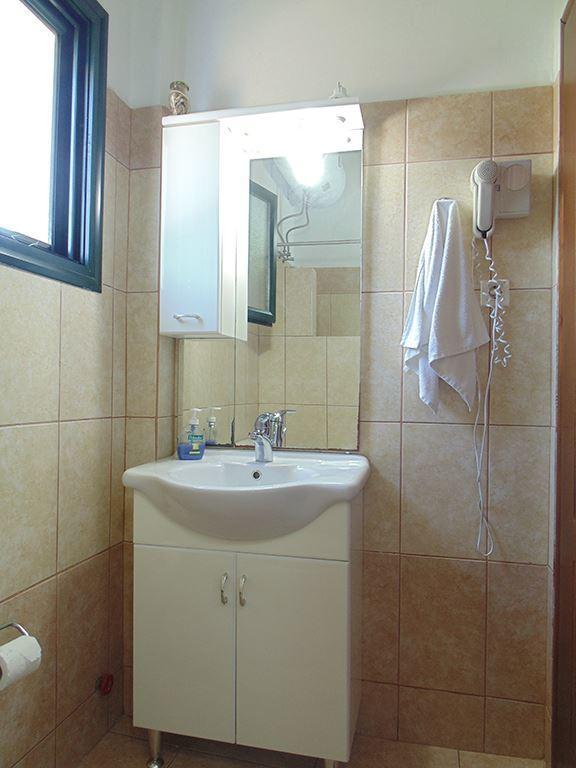 Christinas Apartments Ágios Matthaíos Zewnętrze zdjęcie
